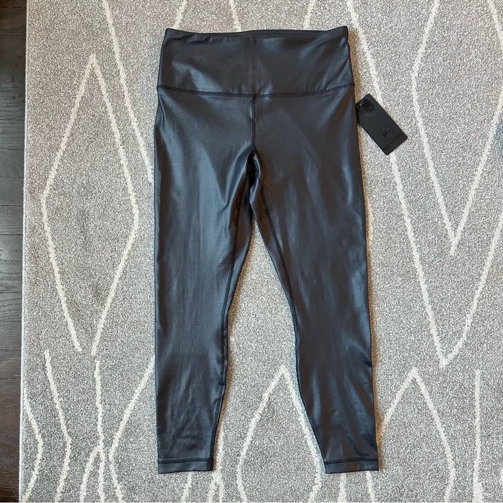 90 Degree by Reflex Black Sharkskin Leggings
